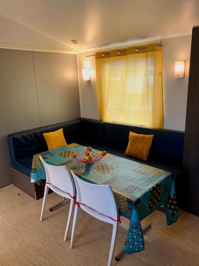 Saint-Chéron Mobil Home 6 Personnes מראה חיצוני תמונה